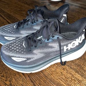 HOKA Women's Clifton 9 Running Shoes